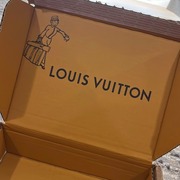 Louis Vuitton empty box - Picture 2 of 8